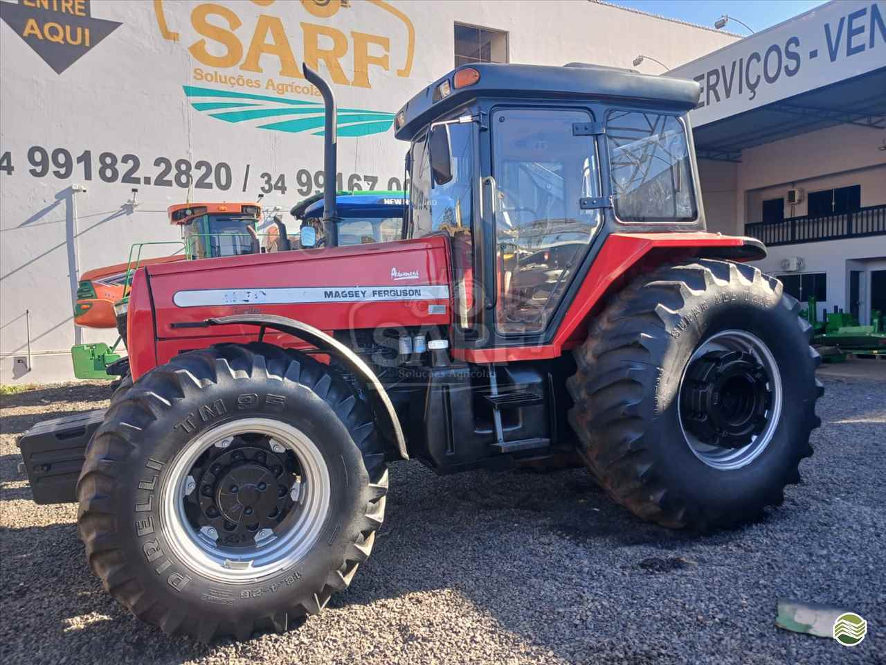 TRATOR MASSEY FERGUSON MF 680 Tração 4x4 SARF Soluções Agrícolas UBERLANDIA MINAS GERAIS MG